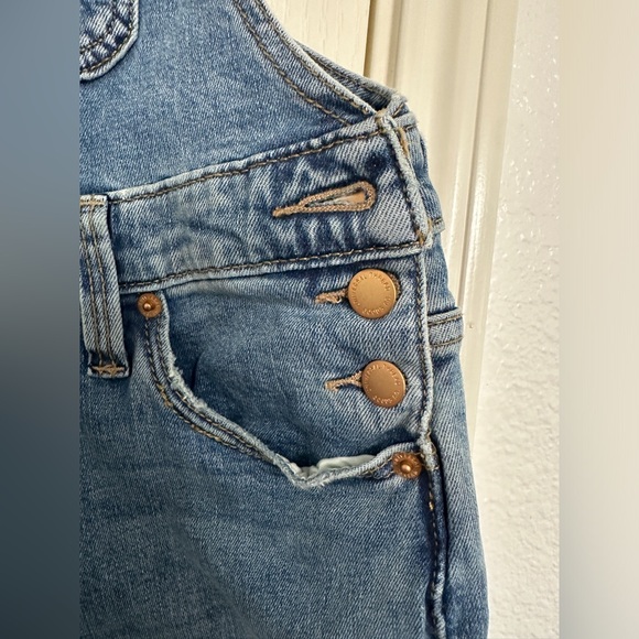 Universal Thread Denim Overalls - Picture 4 of 6